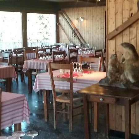 Hotel Restaurant Les Rosieres Manigod Exteriör bild